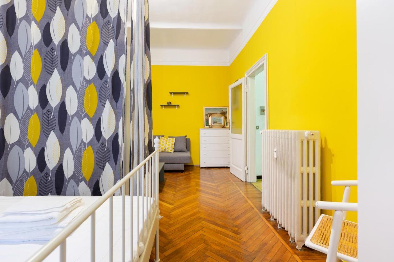 Loreto Courtyard Apartment Милано Екстериор снимка