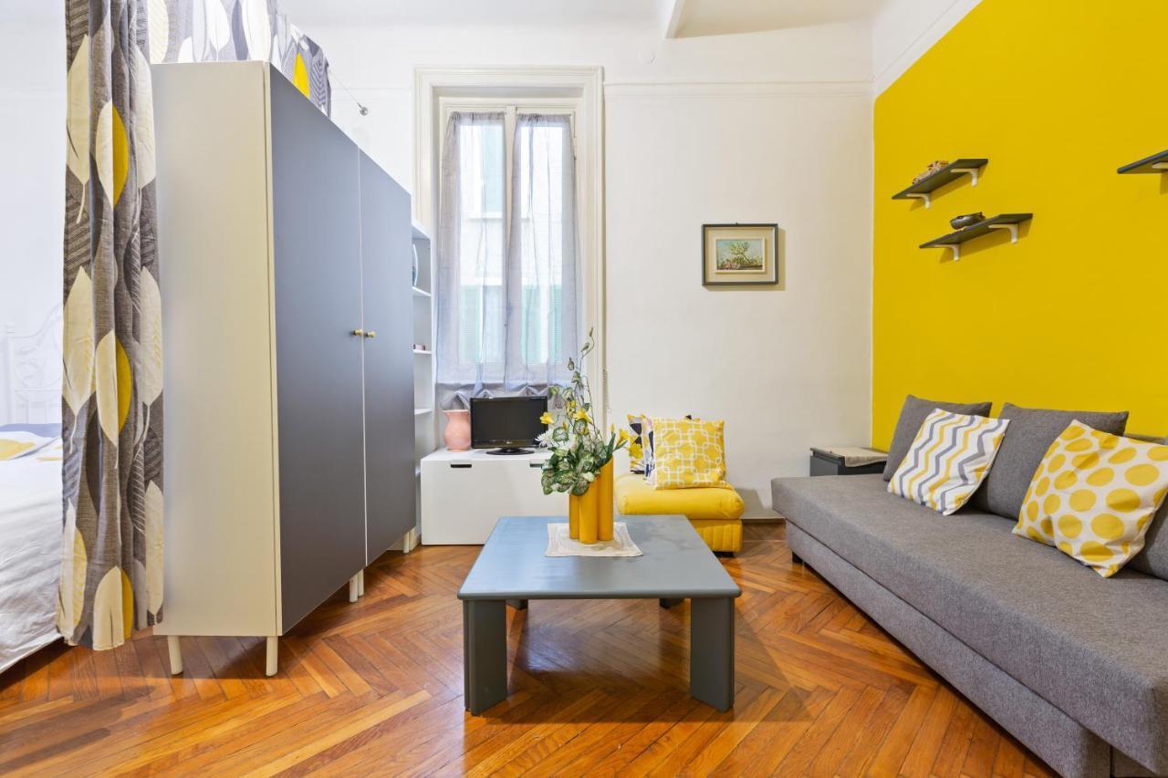 Loreto Courtyard Apartment Милано Екстериор снимка